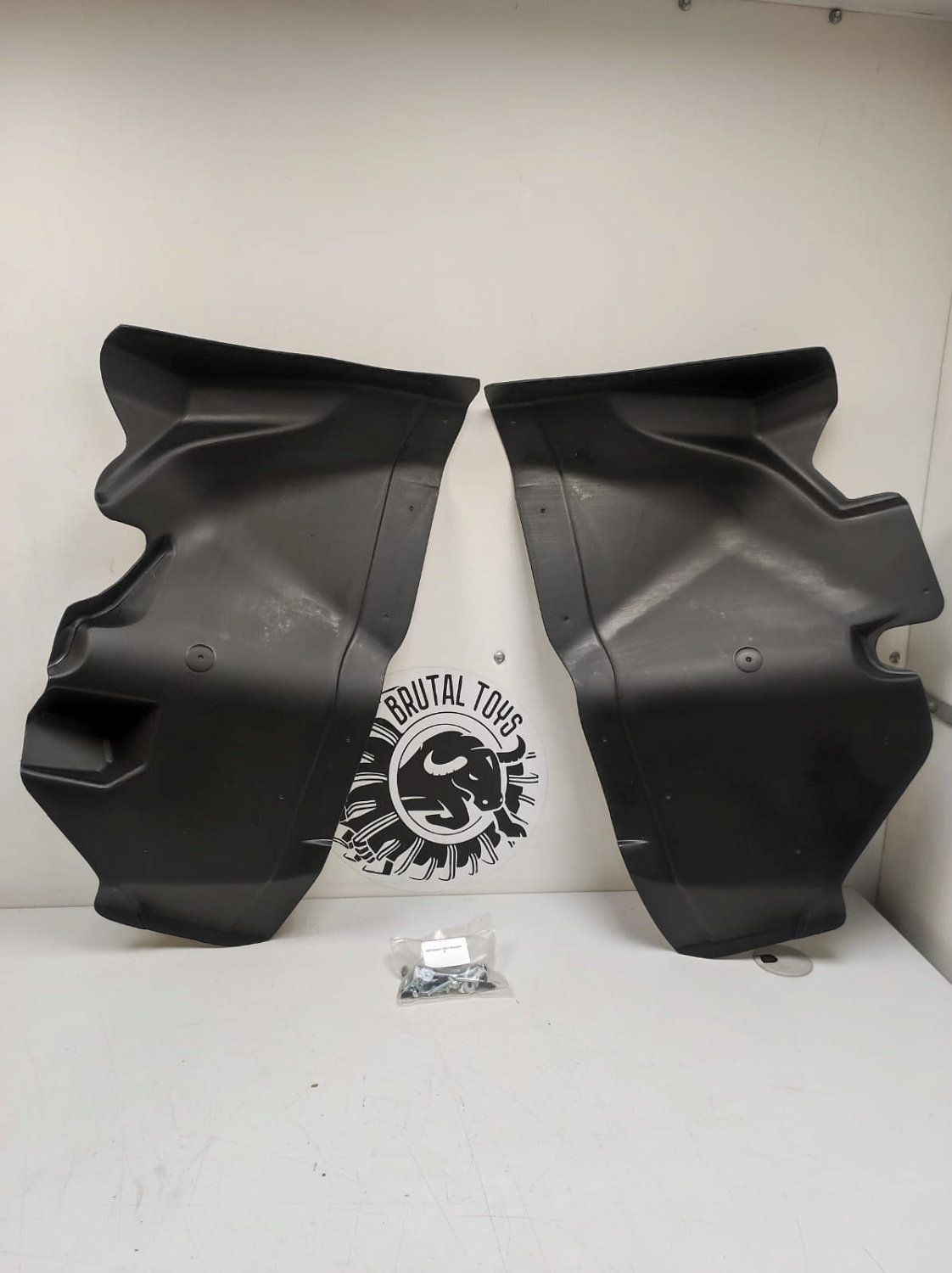 Пластиковая защита арок для квадроцикла BRP Maverick R 2024 Пластиковая защита арок для квадроцикла BRP Maverick R 2024